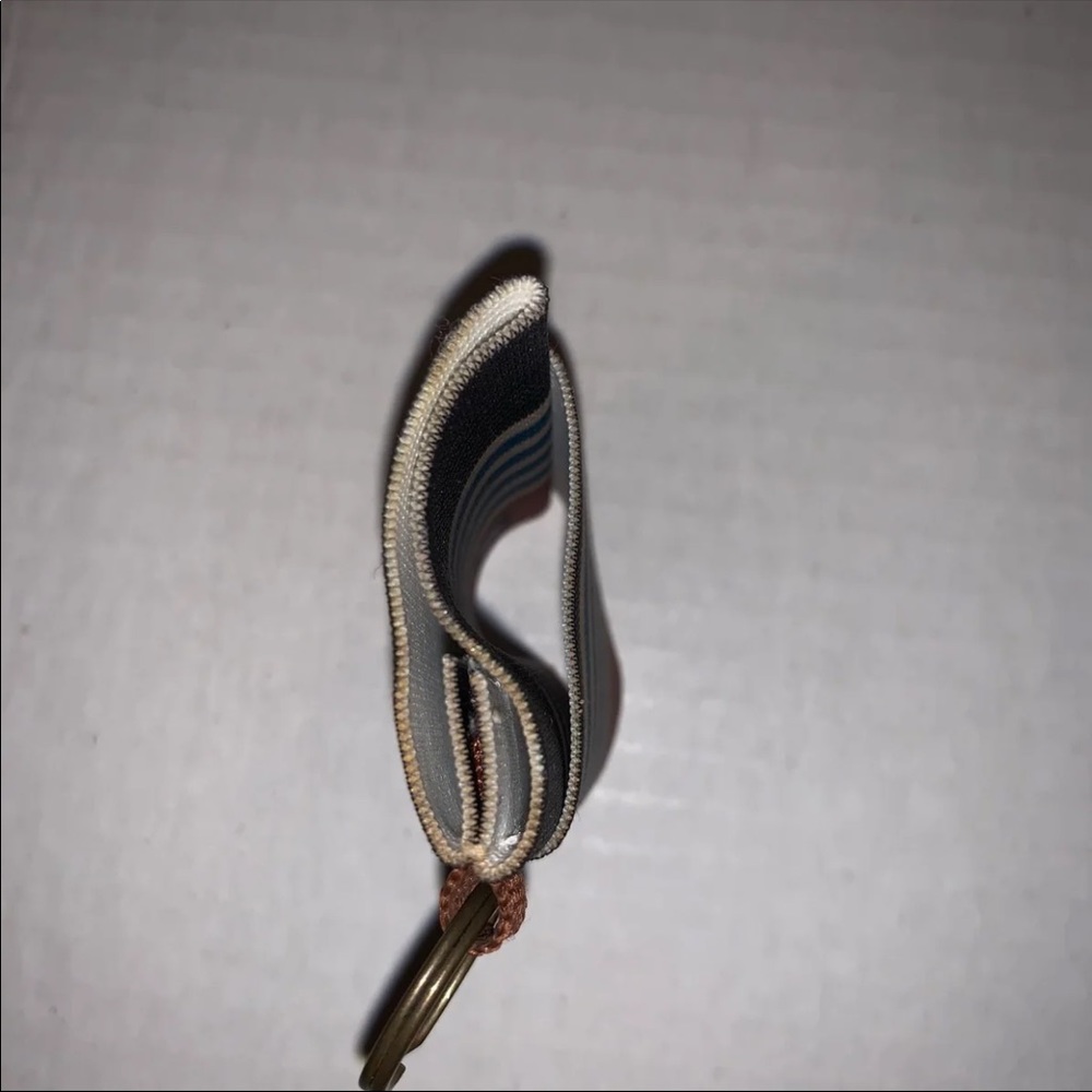 Thread Wallet - Picture 3 of 3